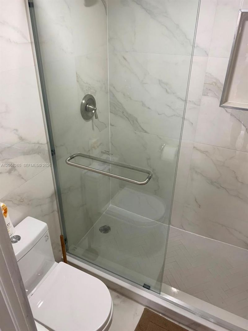 150 Ocean Lane Dr , Unit 8B, Key Biscayne, FL 33149 Photo