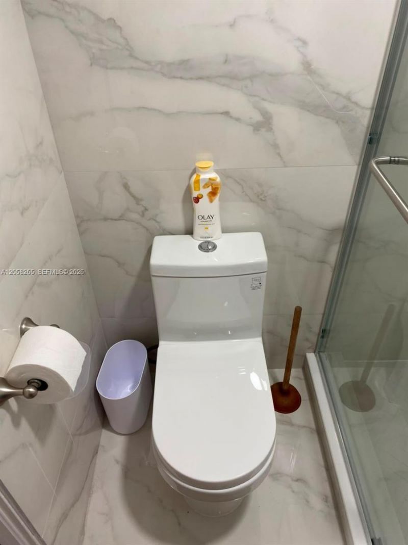 150 Ocean Lane Dr , Unit 8B, Key Biscayne, FL 33149 Photo