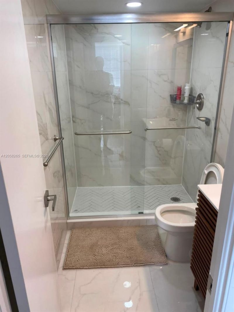 150 Ocean Lane Dr , Unit 8B, Key Biscayne, FL 33149 Photo