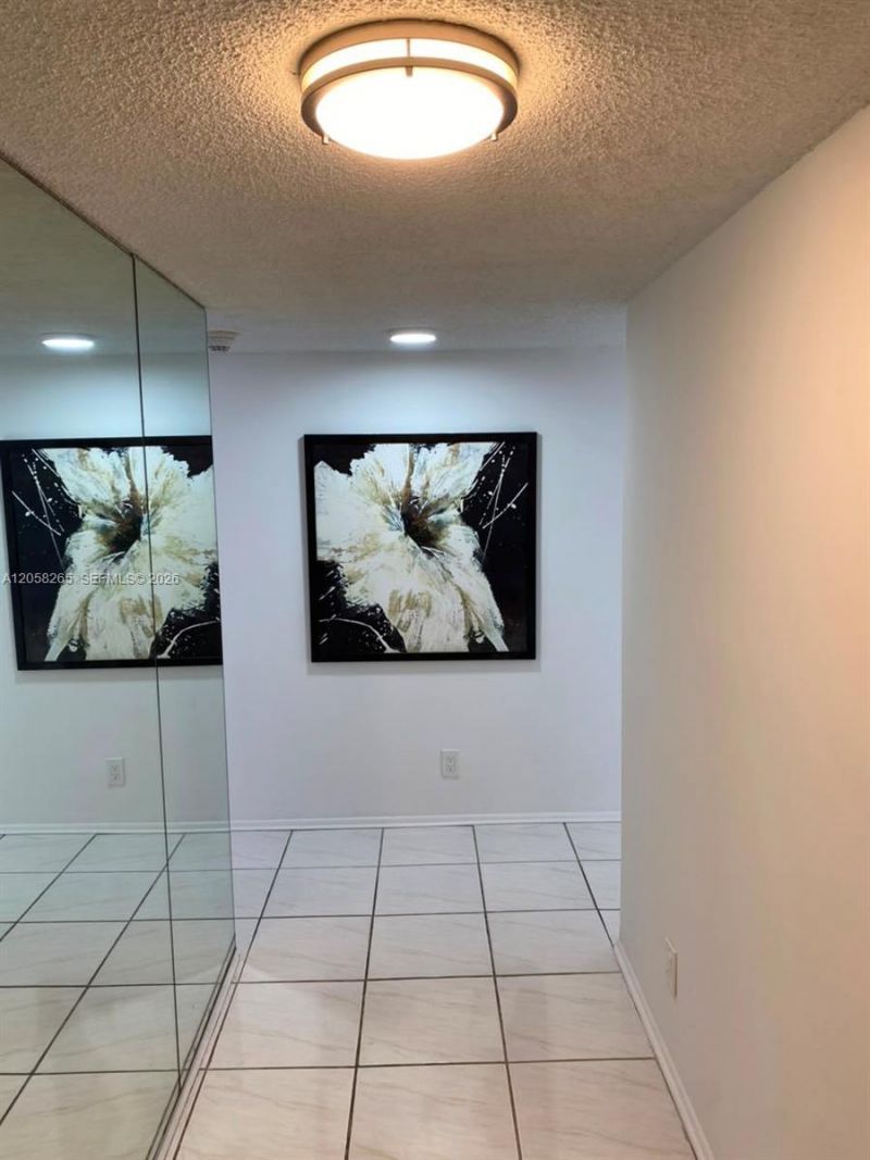 150 Ocean Lane Dr , Unit 8B, Key Biscayne, FL 33149 Photo