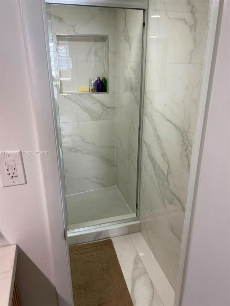 150 Ocean Lane Dr , Unit 8B, Key Biscayne, FL 33149 Photo