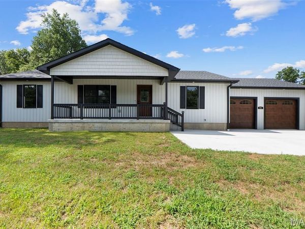 451 E North Street , Benton, MO 63736