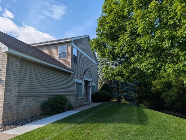 1202 Timber Way , Stillwater, MN 55082