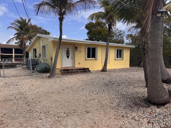135 Peace Avenue, Tavernier, FL 33070