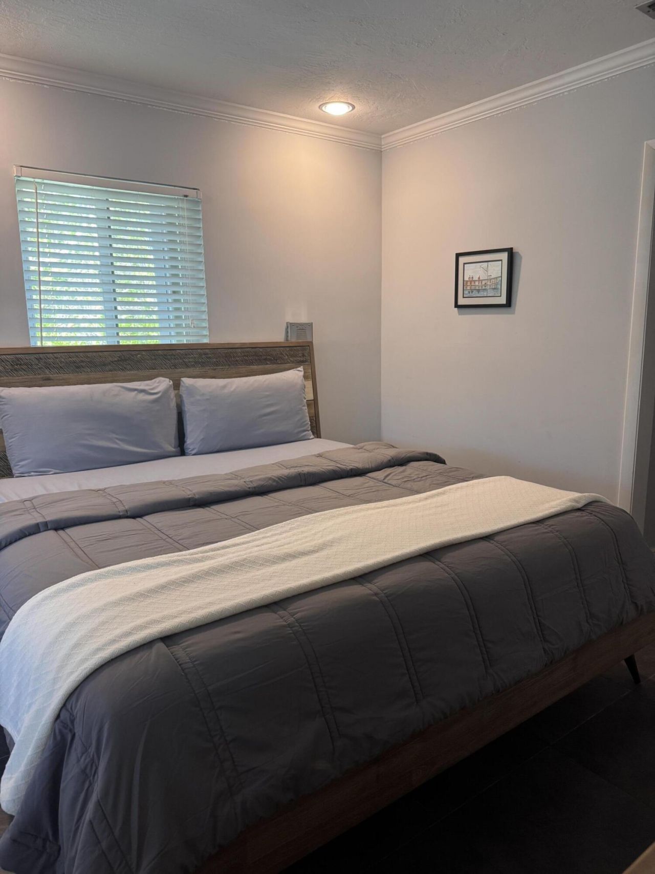 135 Peace Avenue, Tavernier, FL 33070 Photo