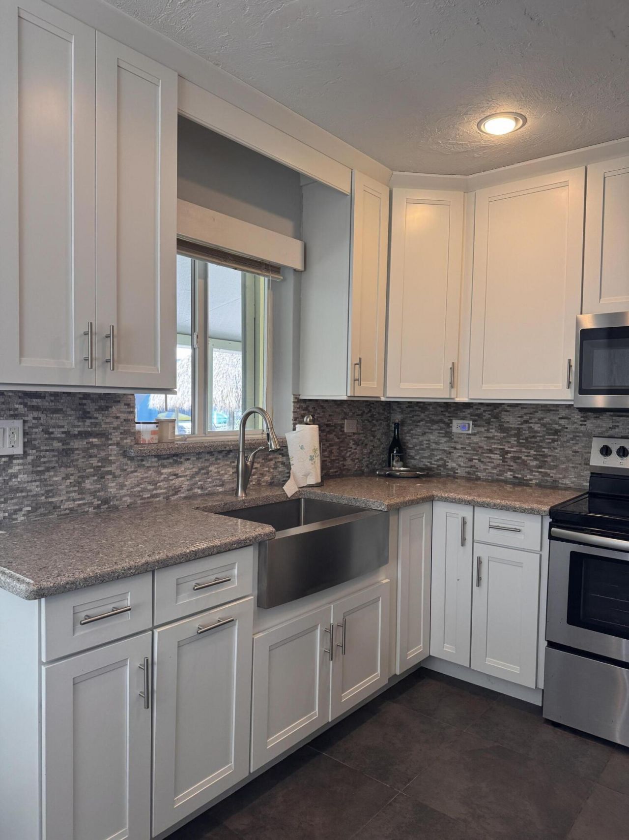 135 Peace Avenue, Tavernier, FL 33070 Photo
