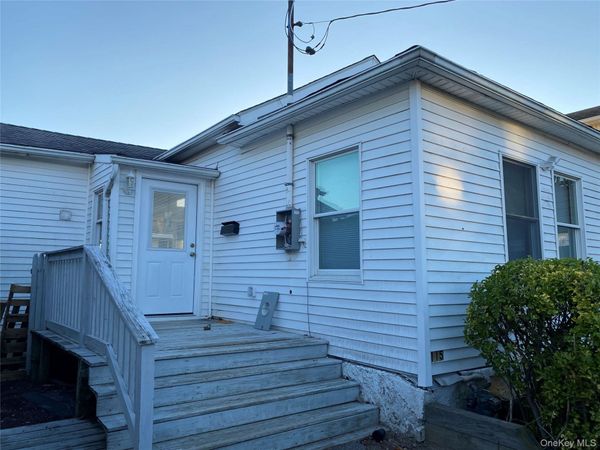 115 Barbara Road , Bellmore, NY 11710