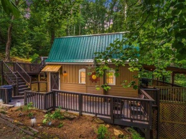 49 Balsa Court , Ellijay, GA 30540