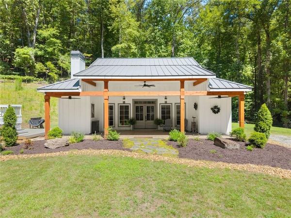 189 Peace Valley Road , Dahlonega, GA 30533