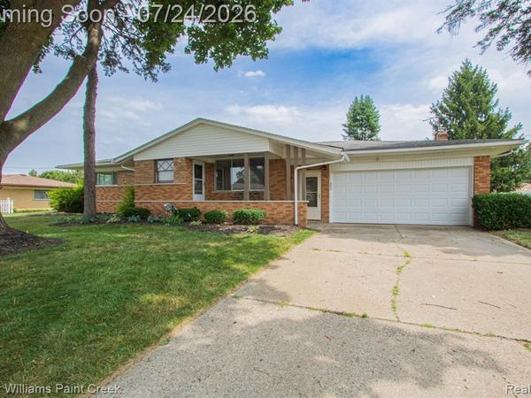 53342 Franklin Drive , Shelby Twp, MI 48316