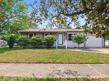 3820 Ingham Street, Lansing, Mi 48911