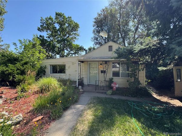 800 Stuart Street , Denver, CO 80204