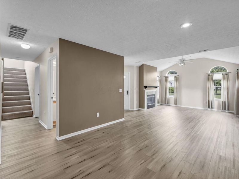 2227 Ravine Woods Drive, Grove City, OH 43123 Photo 14