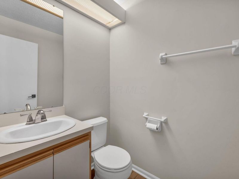2227 Ravine Woods Drive, Grove City, OH 43123 Photo 21