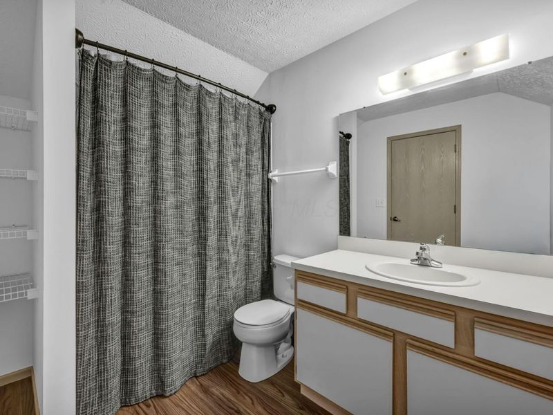 2227 Ravine Woods Drive, Grove City, OH 43123 Photo 36