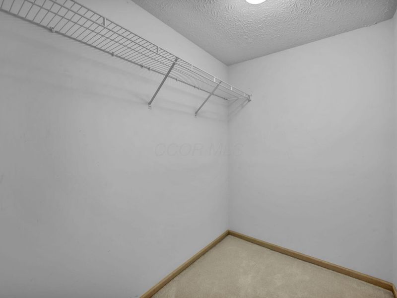 2227 Ravine Woods Drive, Grove City, OH 43123 Photo 37