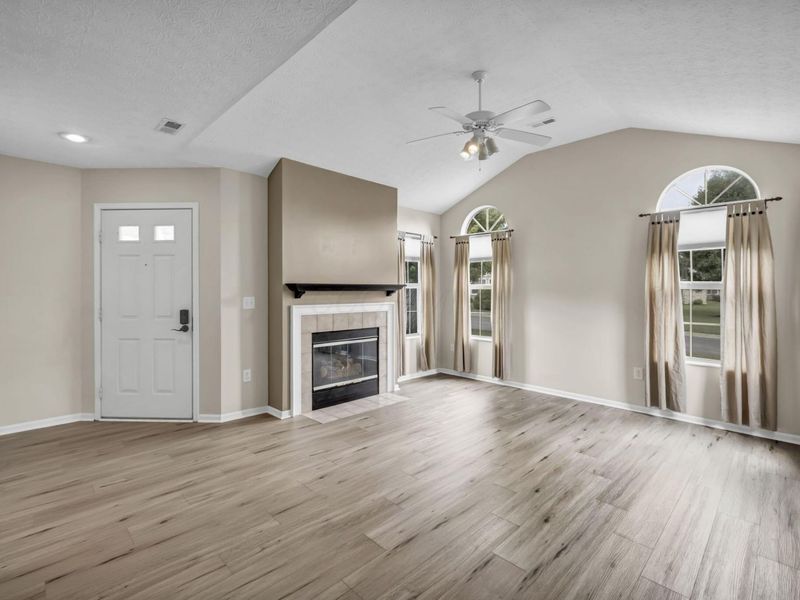 2227 Ravine Woods Drive, Grove City, OH 43123 Photo 8