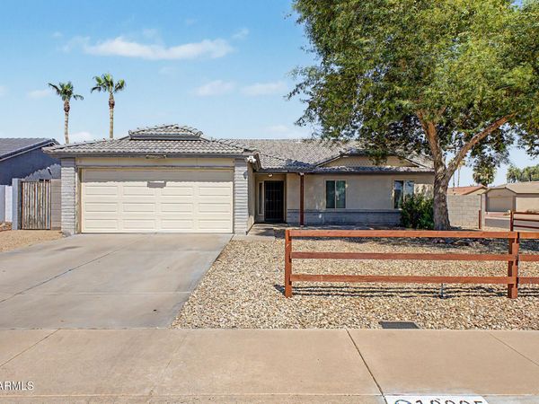 10005 N 64TH Avenue, Glendale, AZ 85302