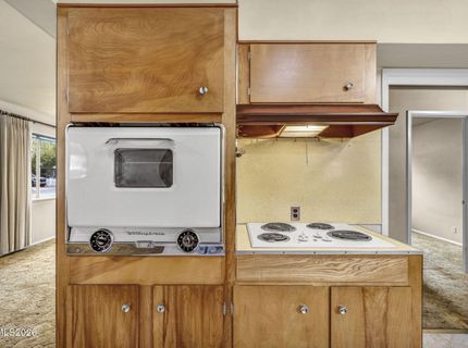 221 S Iris Street, Carson City, NV 89703 Photo