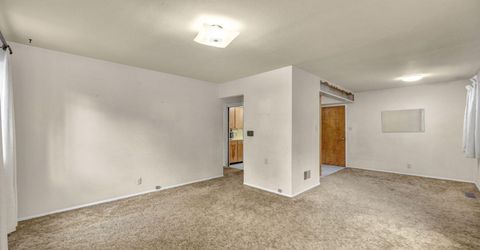 221 S Iris Street, Carson City, NV 89703 Photo
