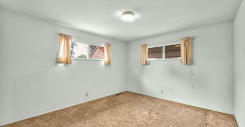 221 S Iris Street, Carson City, NV 89703 Photo