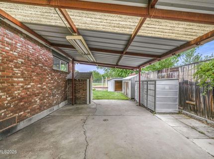 221 S Iris Street, Carson City, NV 89703 Photo