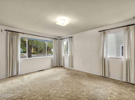 221 S Iris Street, Carson City, NV 89703 Photo