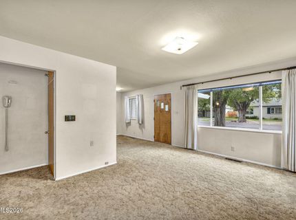 221 S Iris Street, Carson City, NV 89703 Photo