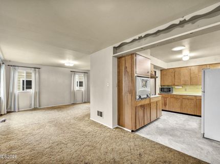 221 S Iris Street, Carson City, NV 89703 Photo