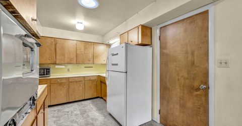 221 S Iris Street, Carson City, NV 89703 Photo