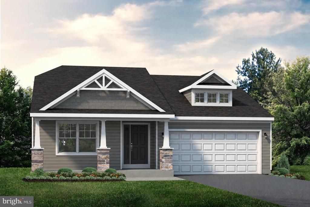 20 KRISTI LANE , BIGLERVILLE, PA 17307