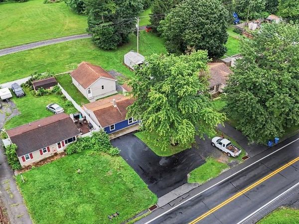1500 NEWVILLE ROAD, CARLISLE, PA 17015