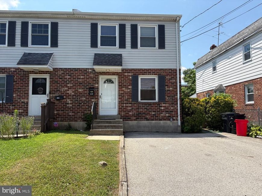 220 Harding Avenue, Morton, PA 19070 Main Photo