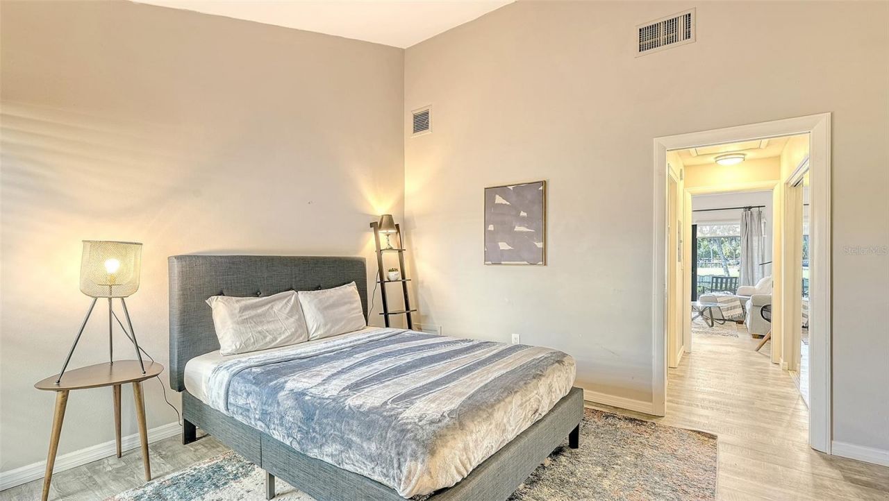 3127 Longmeadow, Unit 2, Sarasota, FL 34235 Photo