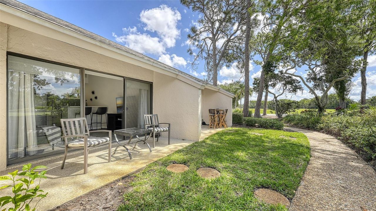 3127 Longmeadow, Unit 2, Sarasota, FL 34235 Photo