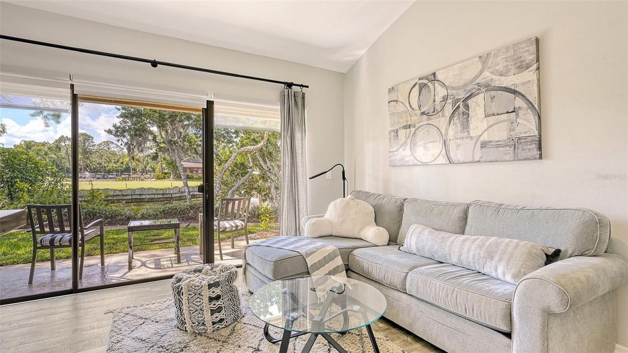 3127 Longmeadow, Unit 2, Sarasota, FL 34235 Photo