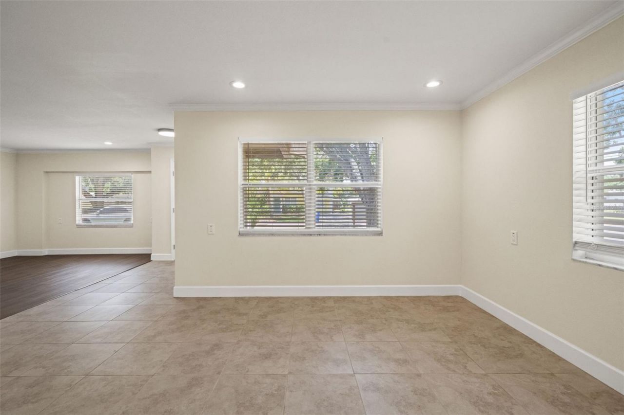 4247 Helena Street Ne, Saint Petersburg, FL 33703 Photo