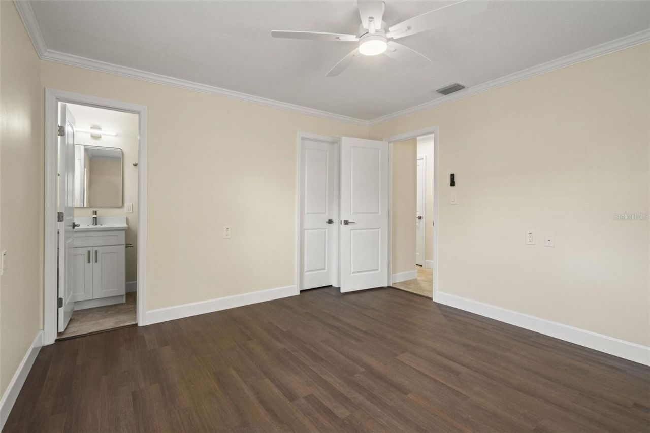 4247 Helena Street Ne, Saint Petersburg, FL 33703 Photo
