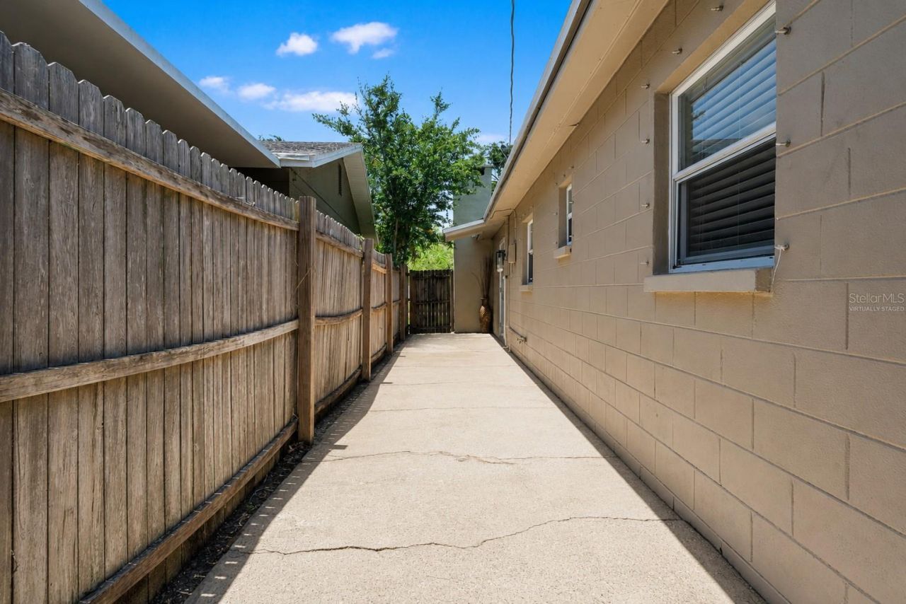 4247 Helena Street Ne, Saint Petersburg, FL 33703 Photo
