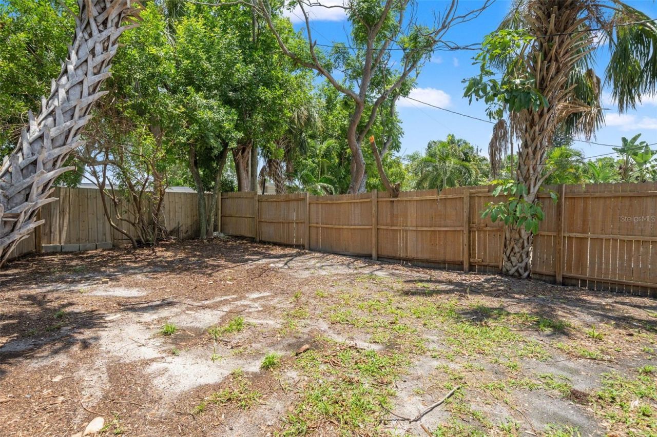 4247 Helena Street Ne, Saint Petersburg, FL 33703 Photo
