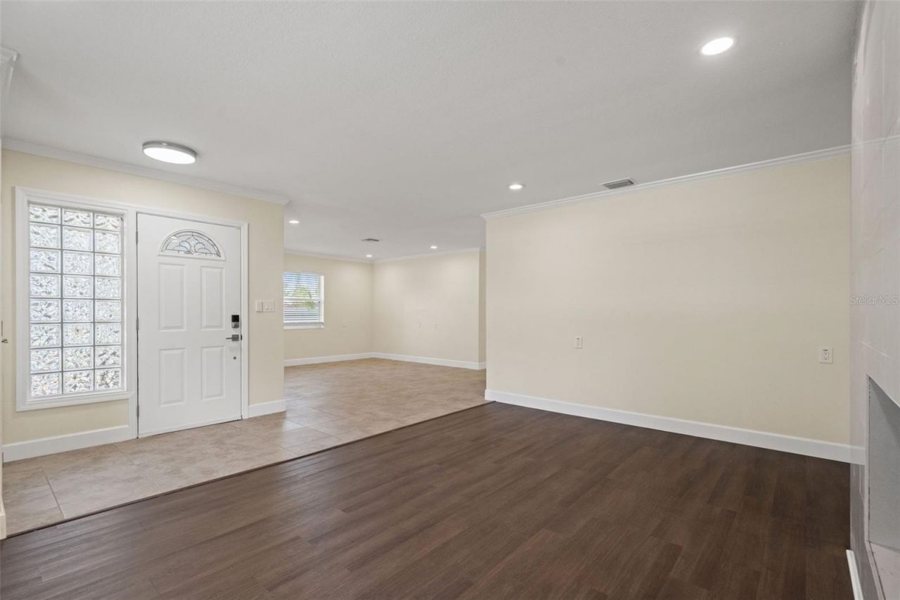 4247 Helena Street Ne, Saint Petersburg, FL 33703 Photo
