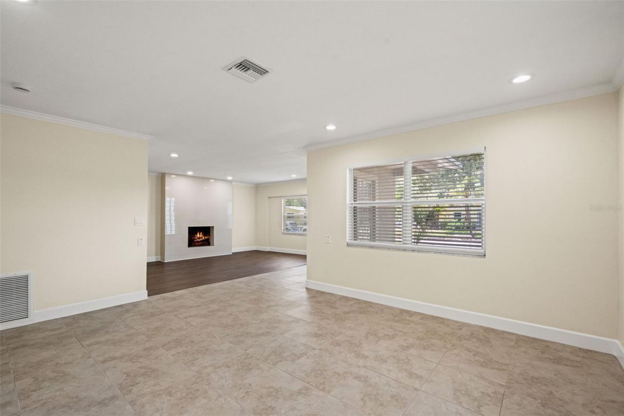 4247 Helena Street Ne, Saint Petersburg, FL 33703 Photo