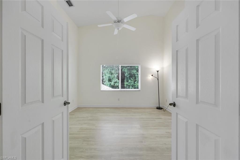 2055 Cascades Dr , Unit 6, Naples, FL 34112 Photo