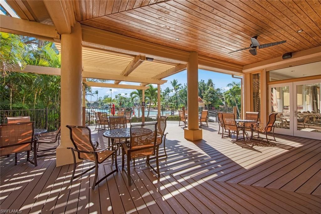2055 Cascades Dr , Unit 6, Naples, FL 34112 Photo