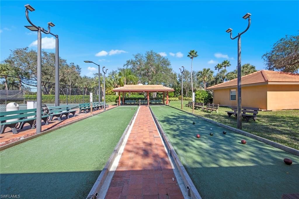 2055 Cascades Dr , Unit 6, Naples, FL 34112 Photo