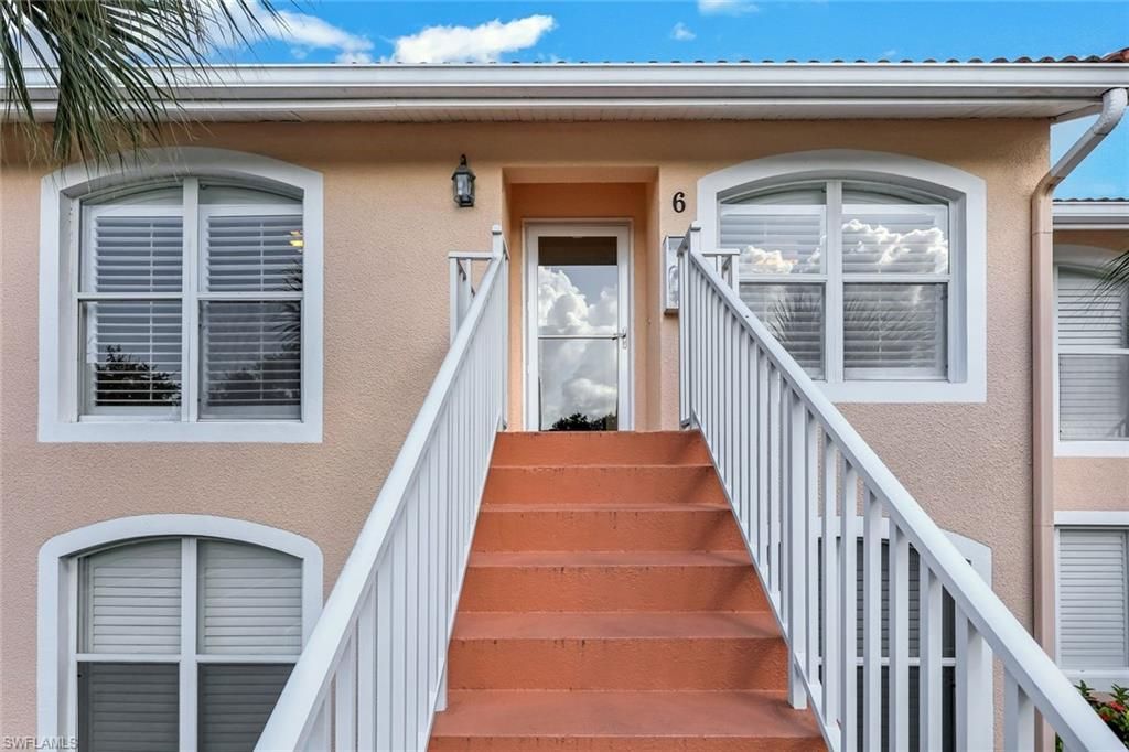2055 Cascades Dr , Unit 6, Naples, FL 34112 Photo
