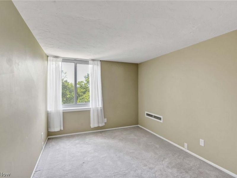 12900 Lake Avenue, Unit 622, Lakewood, OH 44107 Photo 18