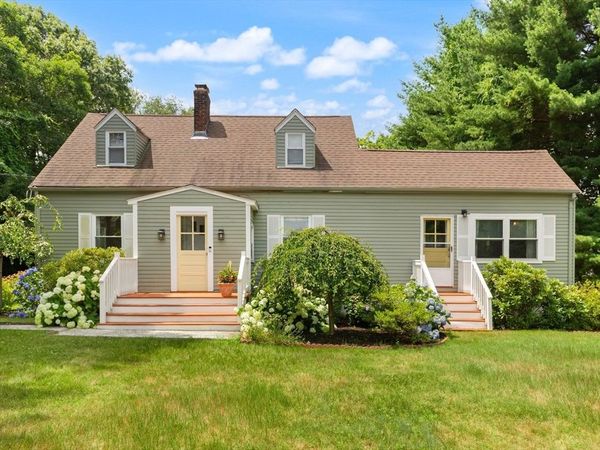 335 Moosehill Road, Walpole, MA 02032