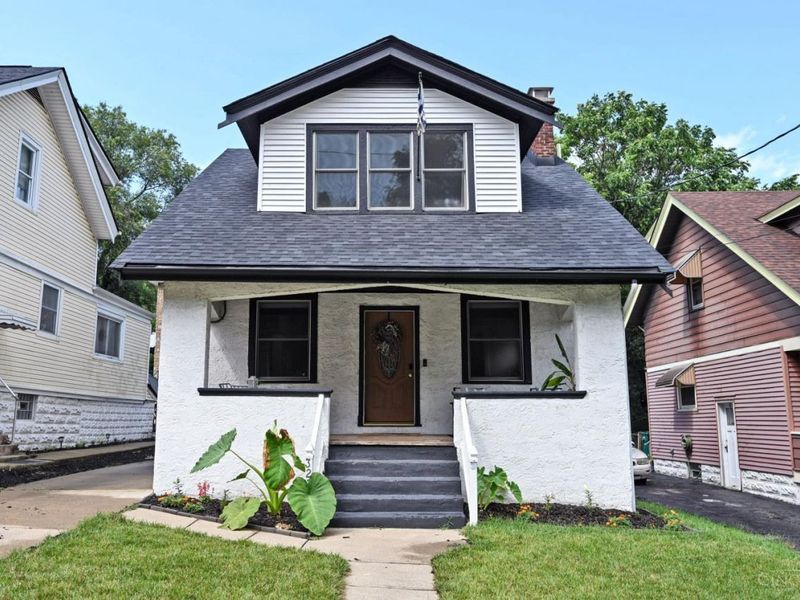 322 Dorchester Avenue, Cincinnati, OH 45219 Photo 1