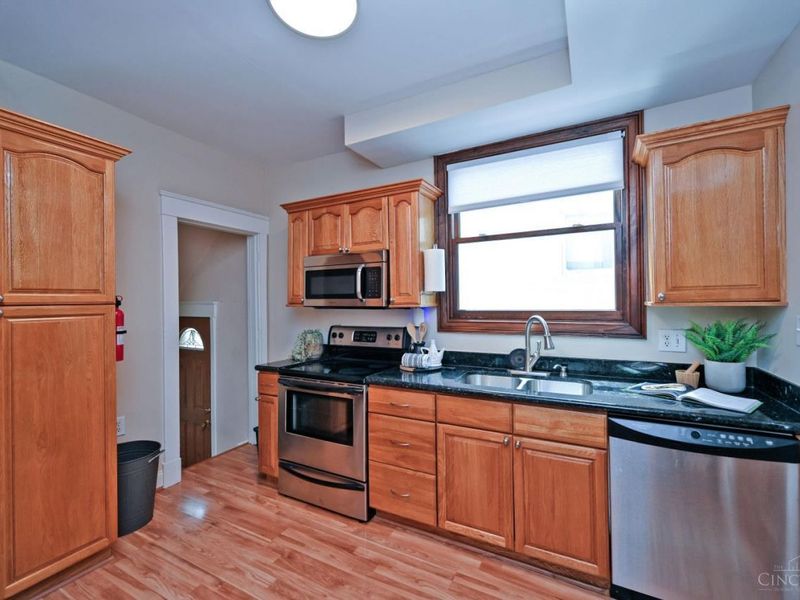322 Dorchester Avenue, Cincinnati, OH 45219 Photo 13